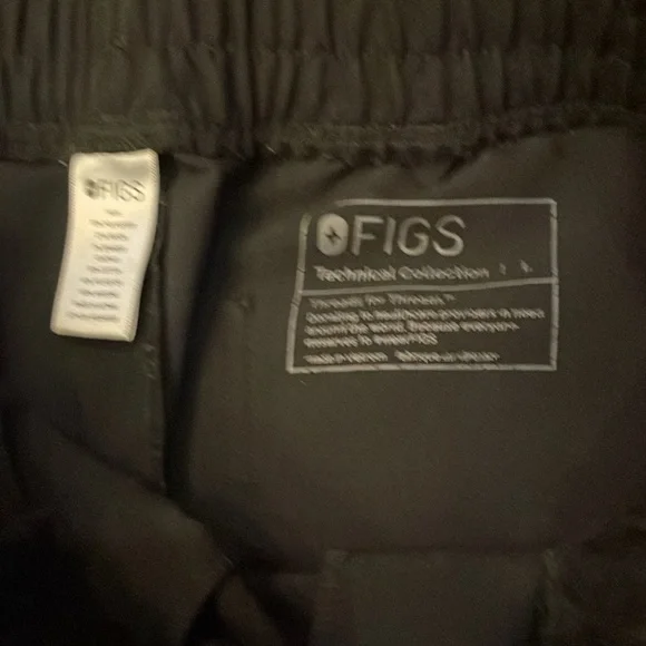 Figs Scrub Sets - Picture 8 of 11